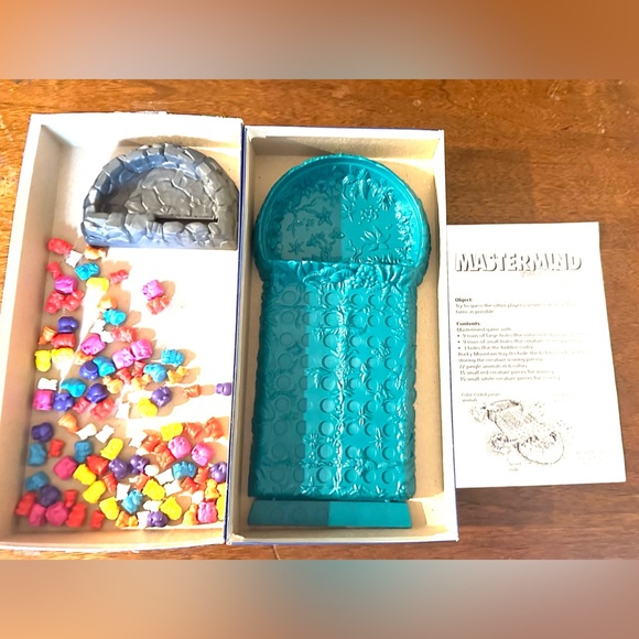 Mastermind ⬇️$🎄Collectible GAME KIDS Pressman 1995 - Break the Hidden Code! - Picture 2 of 5